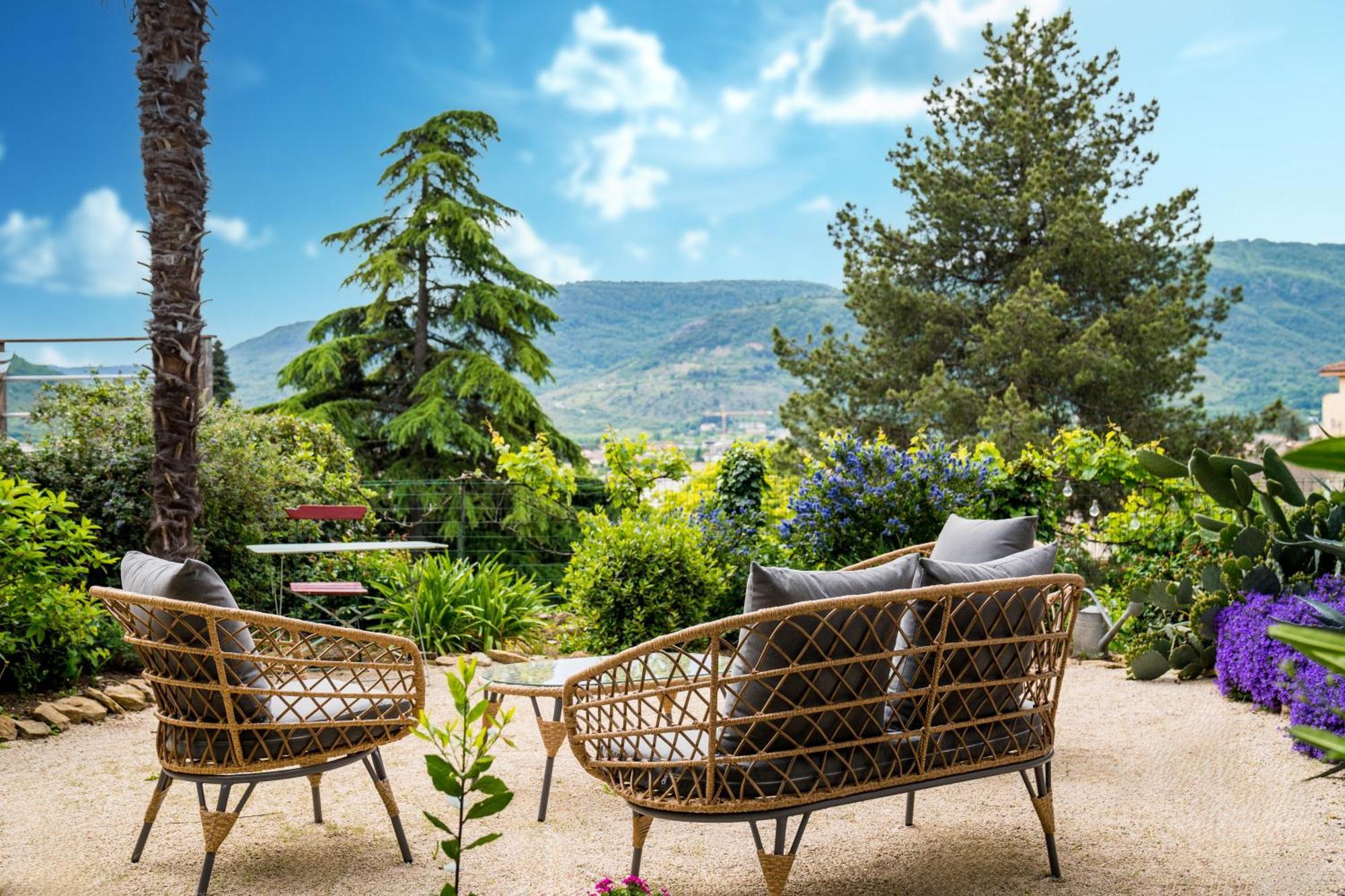 La Maison Jaffran, Suite En Ville พริวาส ภายนอก รูปภาพ