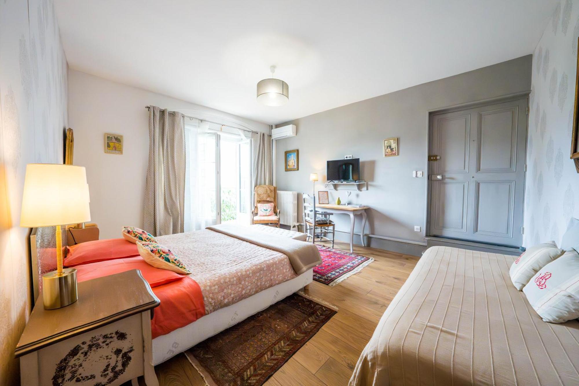 La Maison Jaffran, Suite En Ville พริวาส ภายนอก รูปภาพ